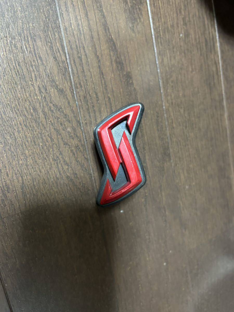 アルティア エンブレム er34 ER34 スカイライン 日産純正 アルティア  