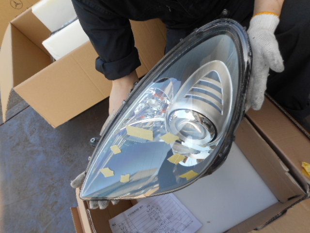☆2010年式　ベンツSLK200　R171ヘッドライト☆ SLK | R171 埼玉県川口市ヘッド ヘッドライトレスキュー 適用