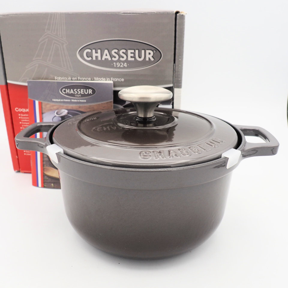 CHASSEUR 鋳鉄製 コクエル16cm キャビア CHASSEUR シャスール コクエル ライスココット 16cm グラデーション