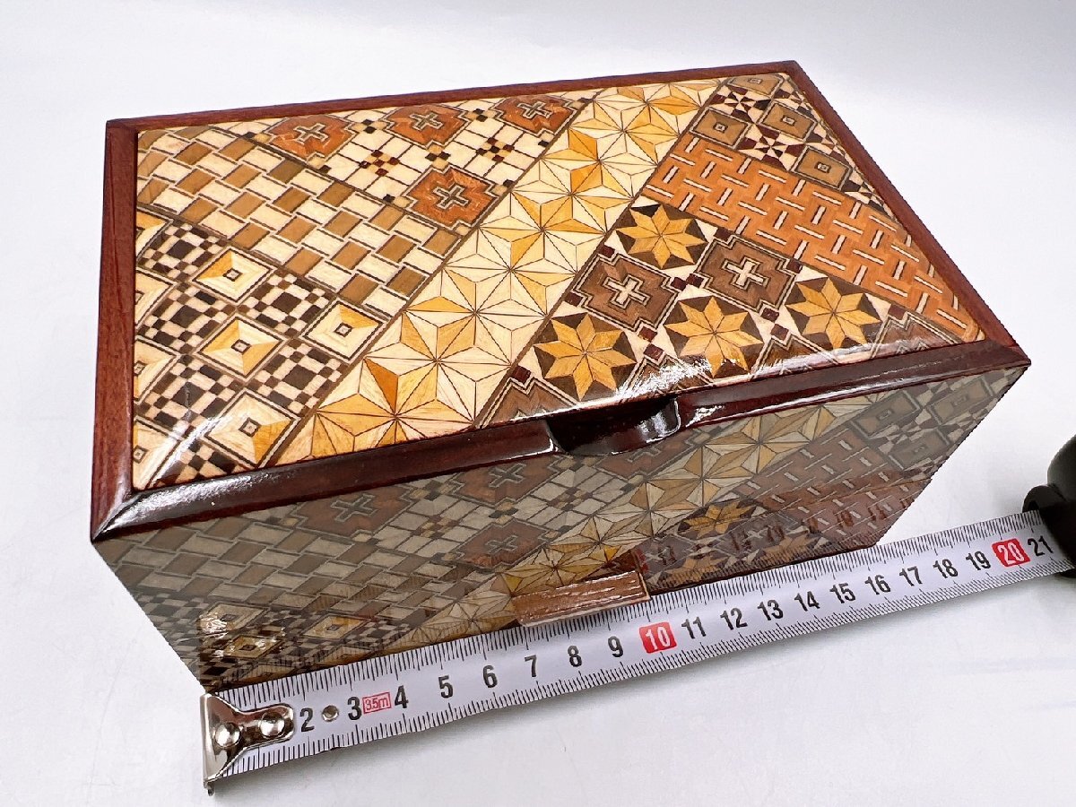 木工芸品・ジュエリーボックス・宝石箱・宝飾品入れ・貴重品入れ・小物入れ・刺繍 ジュエリーケース ジュエス 螺鈿細工 木製 宝箱 小物入れ 宝石箱 収納
