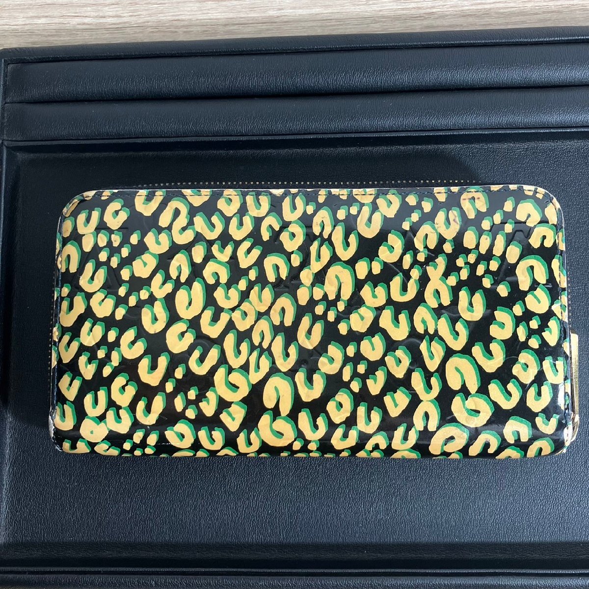Louis Vuitton ルイヴィトン M91475 ジッピーウォレット ヴェルニ