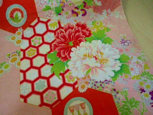 ♪ 正絹　未使用 子供用着物地　花ずくし　２００cm._2
