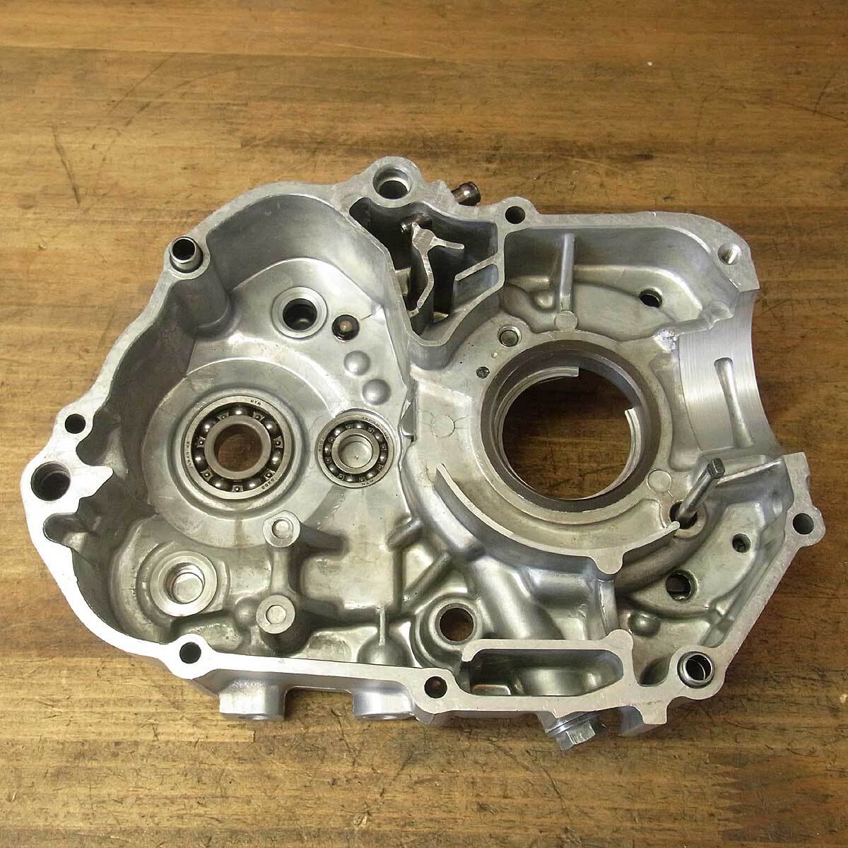 ホンダ純正 カブ90 クランクケース ボーリング加工済 CD90 モンキー