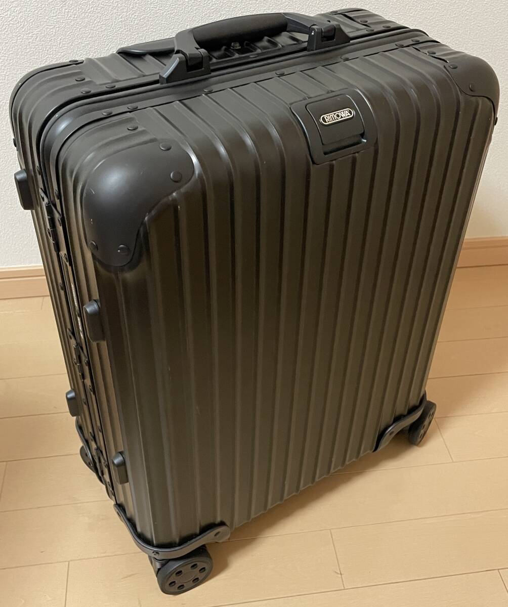 リモワ(RIMOWA) トパーズ ステルス 34L(923.56.01.4） 45リットル 4輪