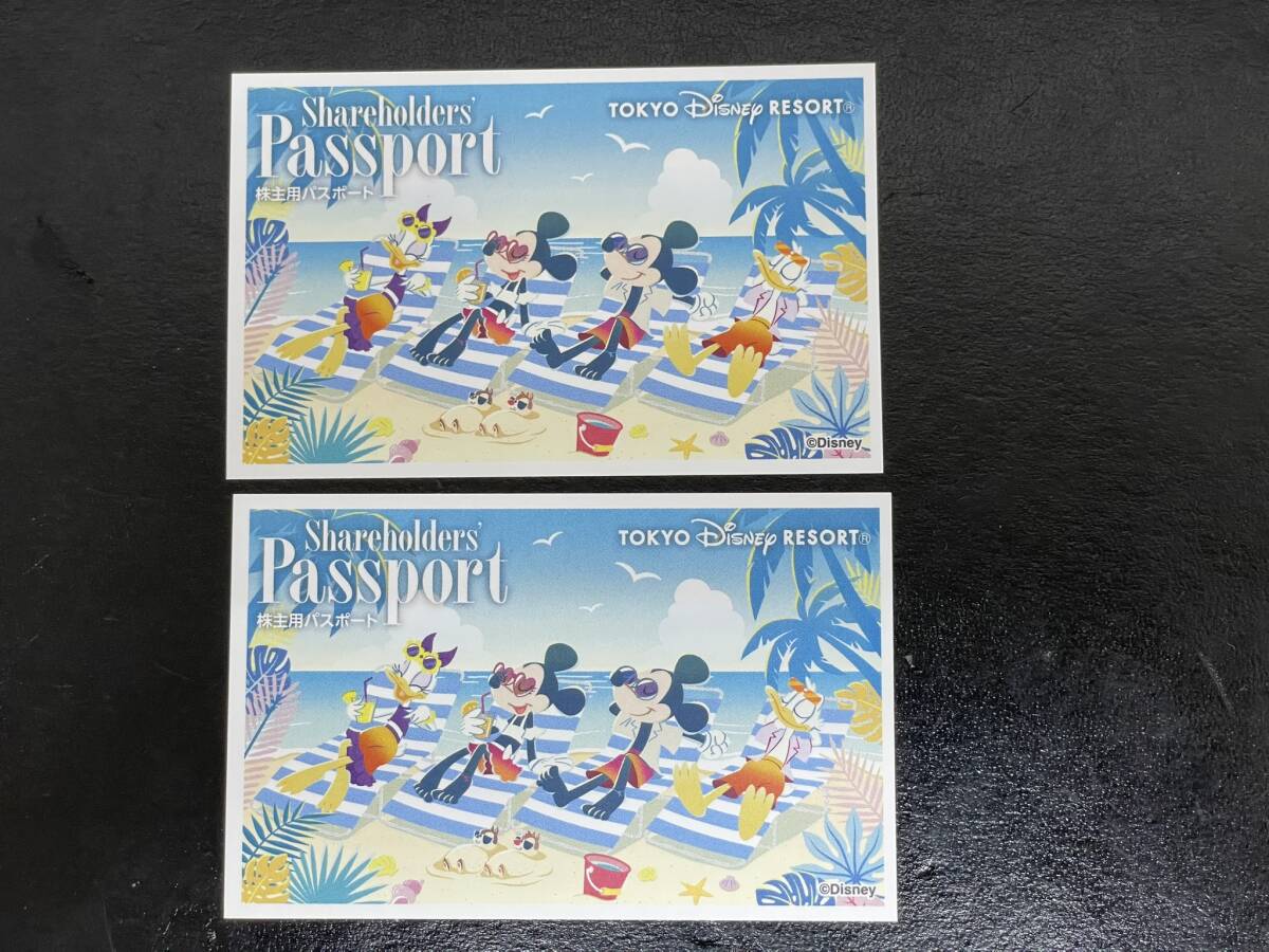 2点目半額新品シール帳＆ディズニーリゾートカラーシャーペンセット