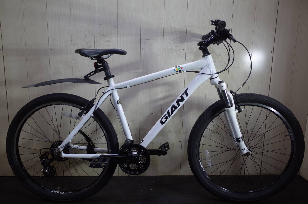 人気美品！GIANT SNAP 26型 アルミ 21速 480mm WHITE MTB