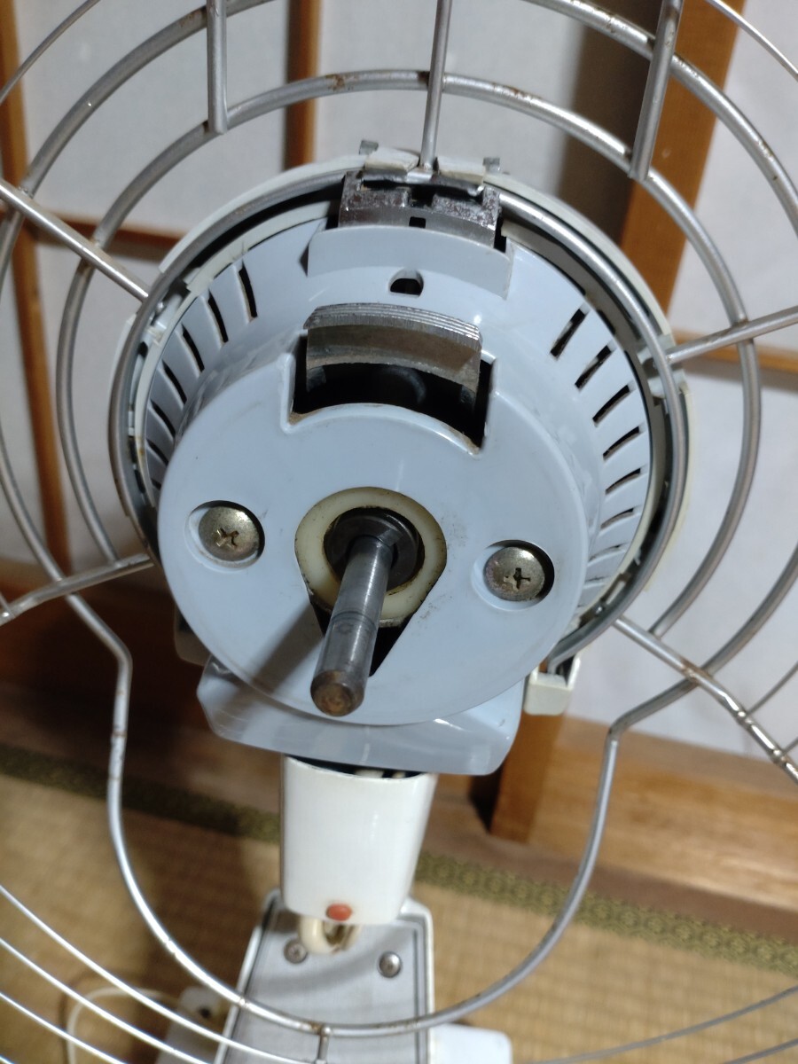 希少　レア　National レトロ 扇風機 F-30EH 完動品 希少】扇風機 昭和レトロ ナショナル National F-30EH 家電