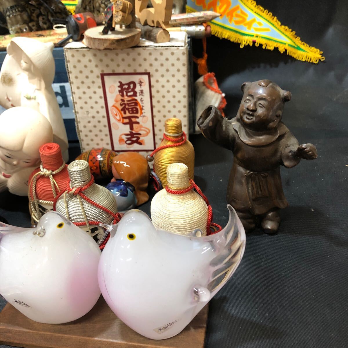 1741 【宝箱】 Japanese Souvenirs 和風置物 こけし/ガラス作品/神様