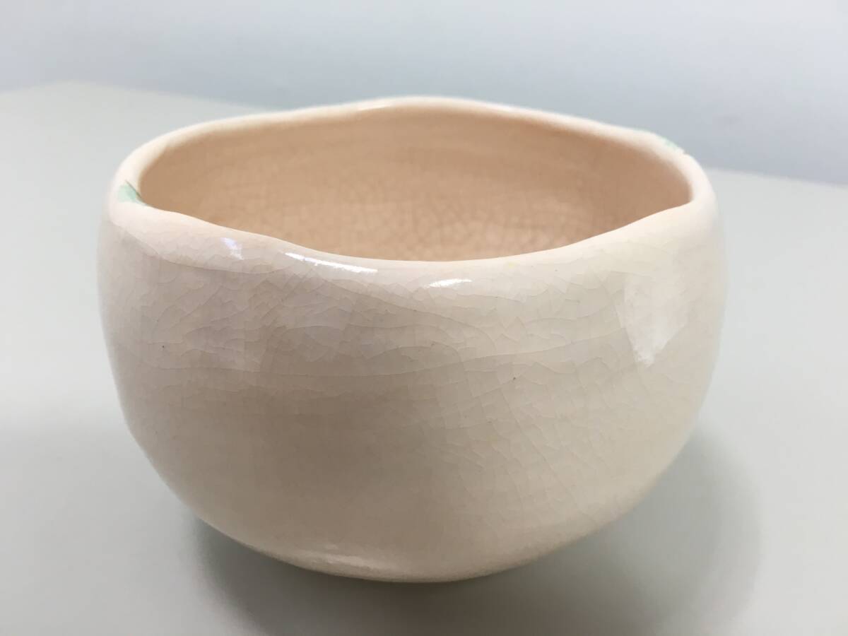 ♪【京焼 桂窯】桂山 京都 楽焼 楽茶碗 白釉龍に唐子 茶道具 茶器具