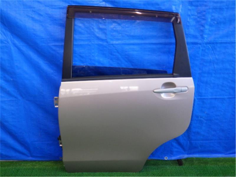 お買い得，限定セール ダイハツ 純正 ムーブ LA100S 左リアドア 67004-B2171 P80700-24004235(サイド)｜売買されたオークション情報、yahooの商品情報をアーカイブ公開 - オークファン ダイハツ用