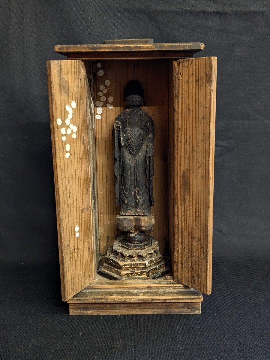 ジャンク品 時代物 木彫 仏像 阿弥陀如来 又は 釈迦如来立像 木製 厨子