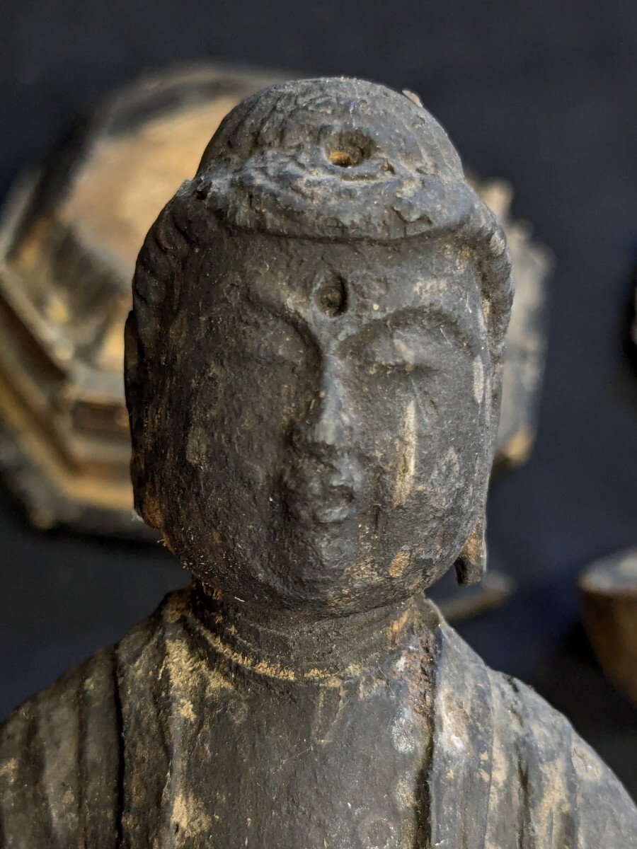 ジャンク品 時代物 木彫 仏像 阿弥陀如来 又は 釈迦如来立像 木製 厨子
