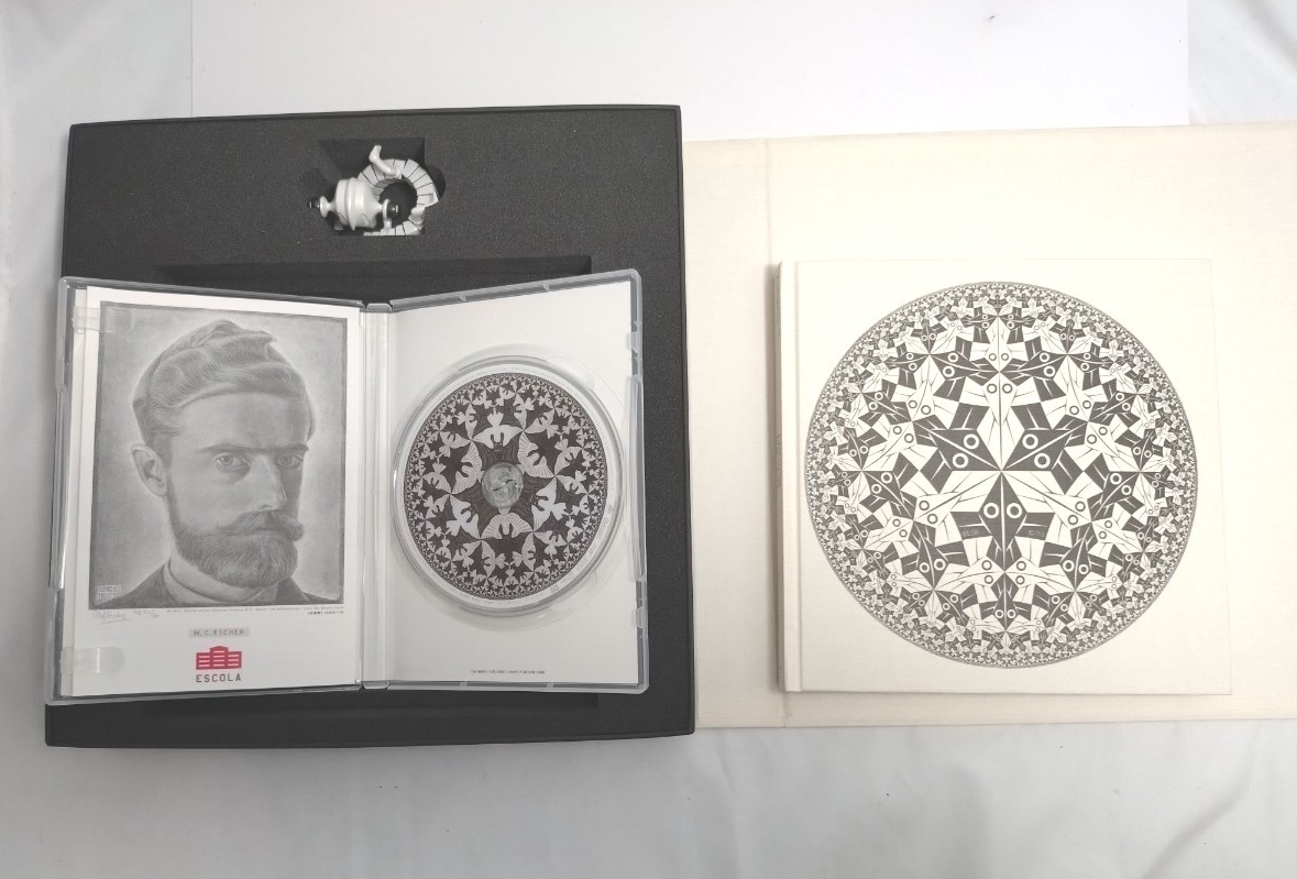 スーパーエッシャー展 ある特異な版画家の軌跡 限定BOX 図録、DVD