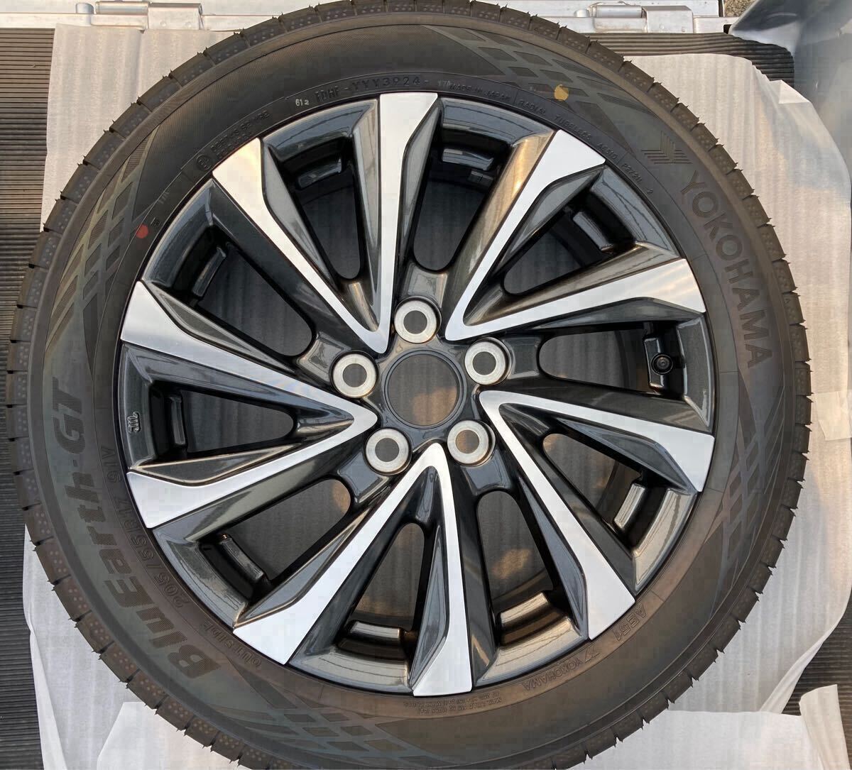 トヨタ純正 ヴォクシー90系 SーZ 17インチ 205/55r17 タイヤホイール4 
