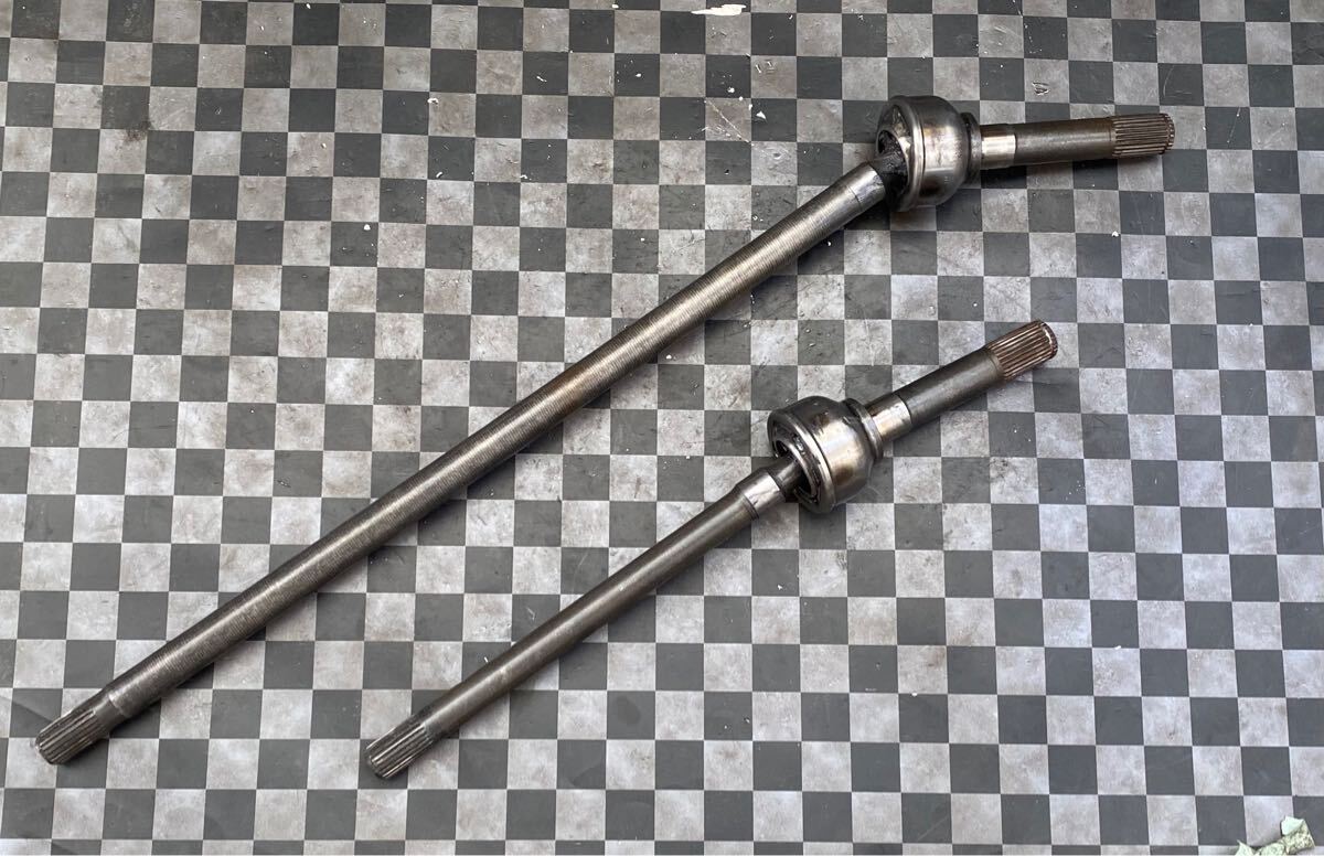 フロント　ドライブシャフト　左右セット　ジムニー　JA11 ジムニー JA11 ドライブシャフト JA11純正フロントシャフト ドライブ JA11（ドライブシャフト｜駆動系パーツ）：パーツ