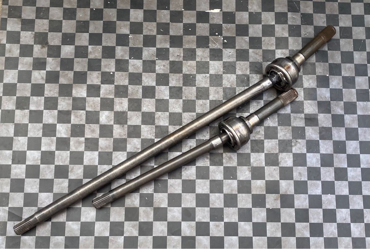 フロント　ドライブシャフト　左右セット　ジムニー　JA11 ジムニー JA11 ドライブシャフト JA11純正フロントシャフト ドライブ JA11（ドライブシャフト｜駆動系パーツ）：パーツ