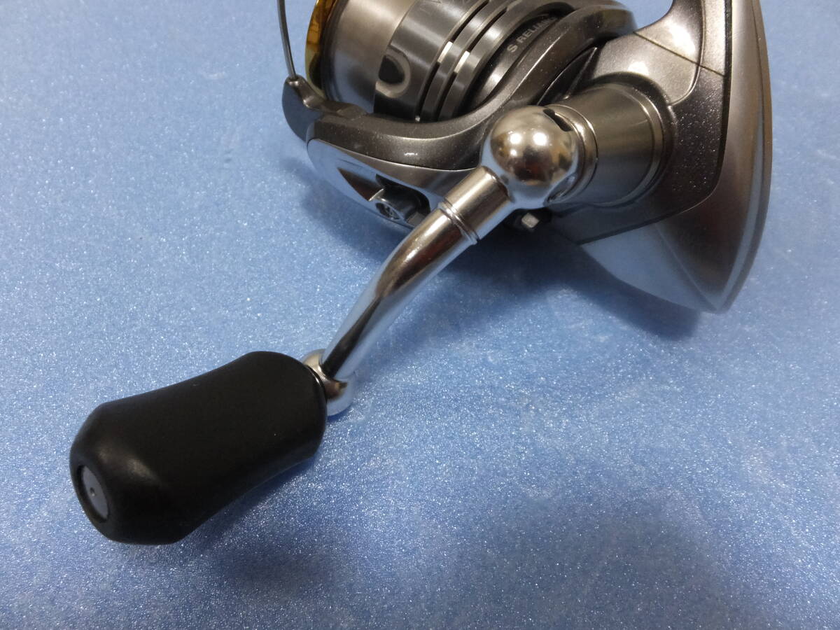 シマノ(SHIMANO) 08 ツインパワー 2500S 箱、付属品付き TWIN POWER