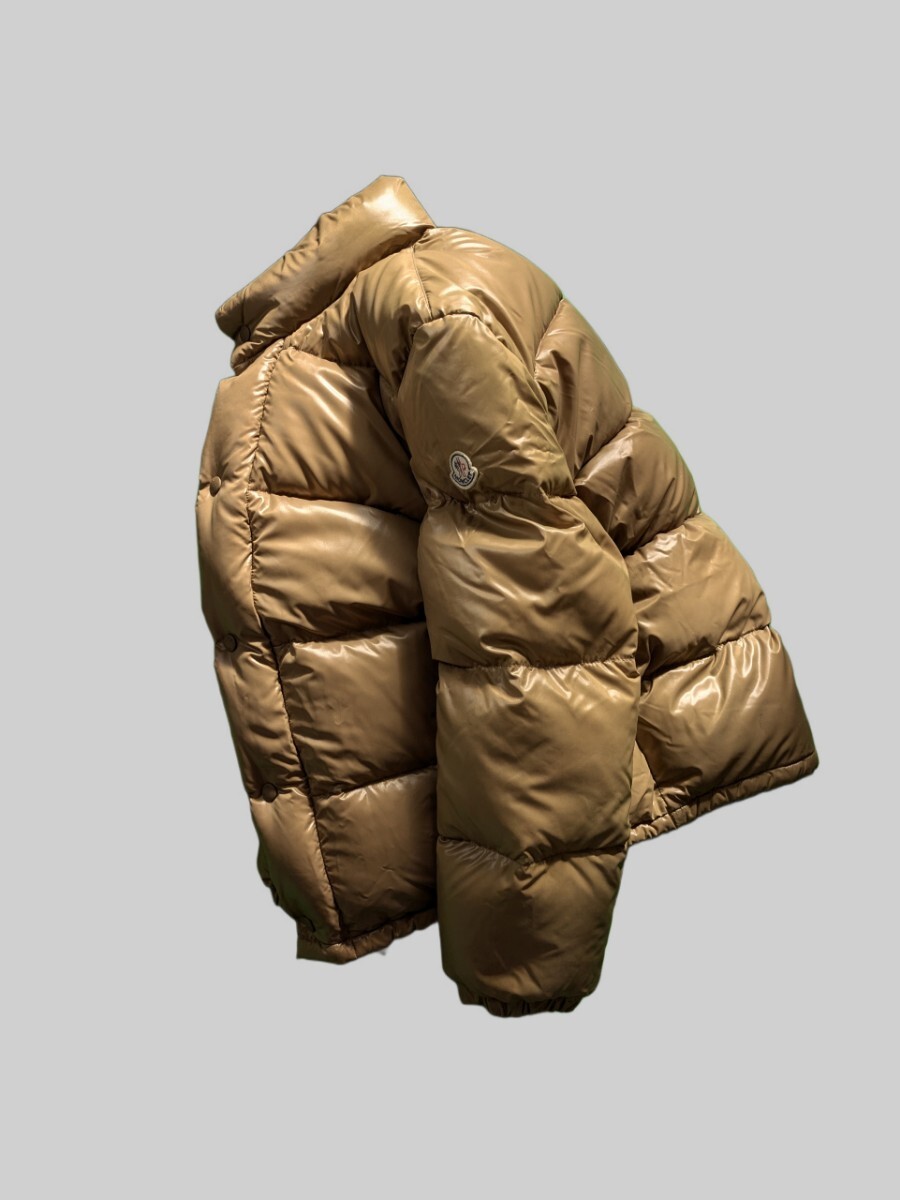 MONCLER ダウンジャケット モンクレール 茶タグ(Mサイズ)｜売買された