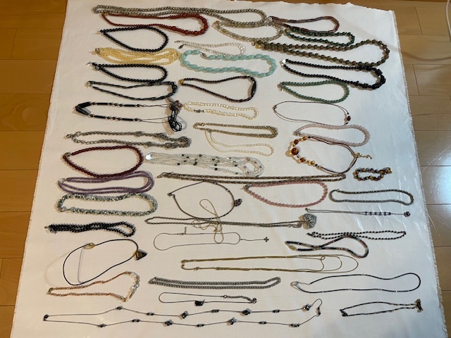 ★中古まとめ★ネックレスなど まとめ売り 天然石、ビーズ等 詳細不明 アクセサリー 現状品_1