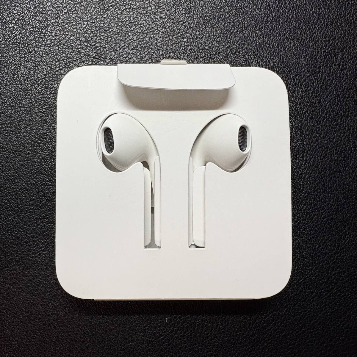 【未使用】Apple 純正 iPhone 付属 ライトニングイヤホン_1