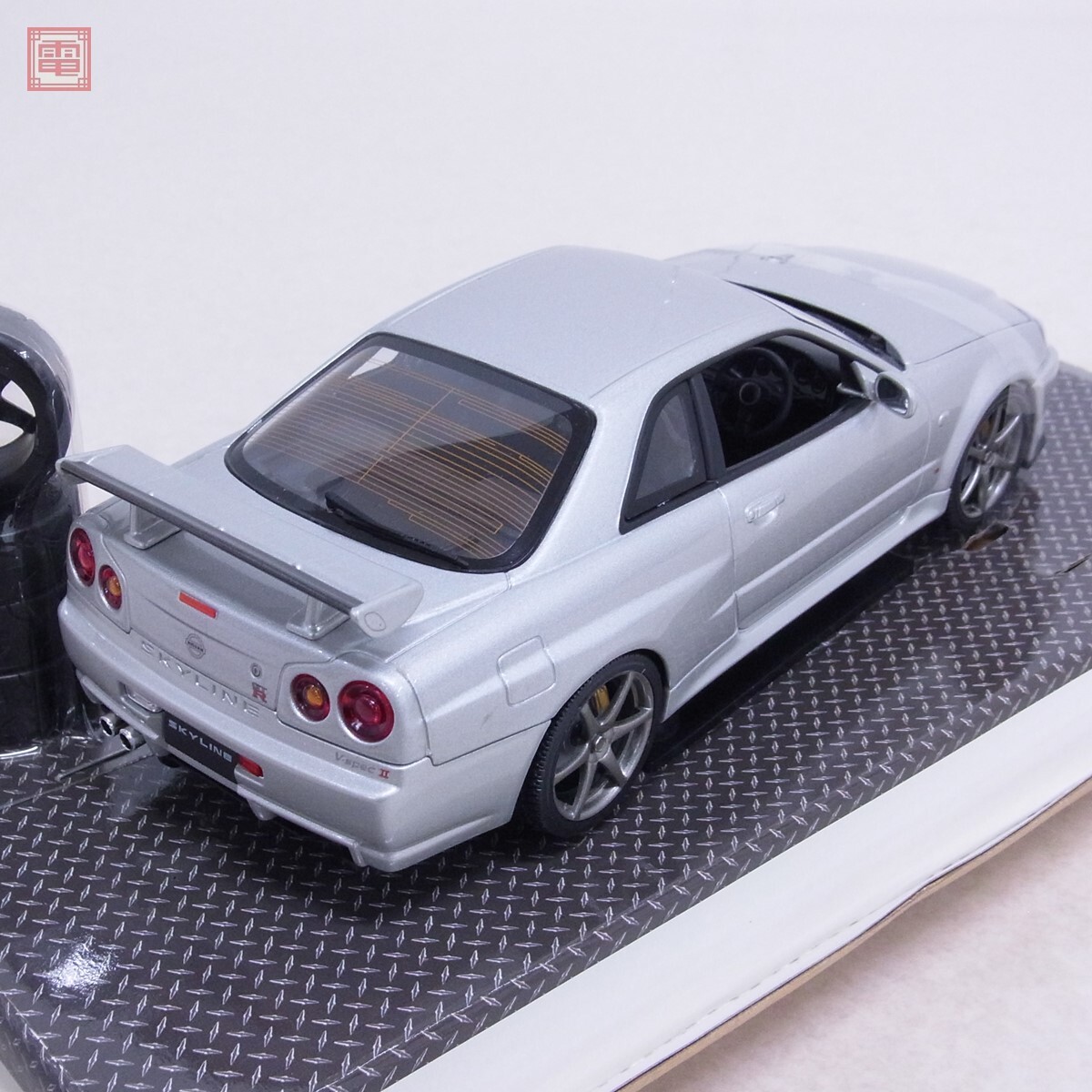 FD3S RX-7 ホットワークス R34V-SPECII2002 日産スカイラインGT-R 0