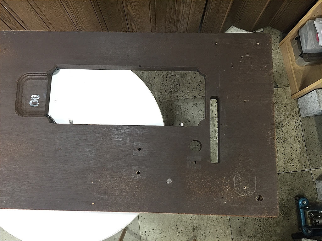 【送料無料】☆JUKI純正　工業用本縫ミシンテーブル　天板　板のみ　ベージュ色☆ヒンジ付き☆【送料無料】_10