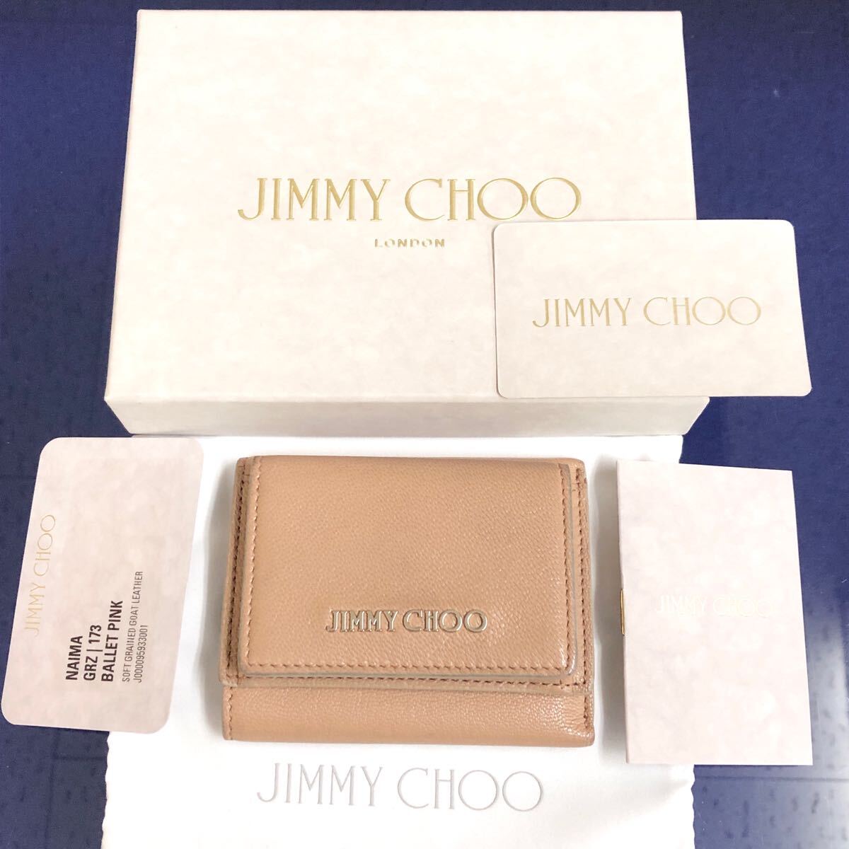 ジミーチュウ】基準内 JIMMY CHOO 三つ折り財布 ロゴ金具 コンパクト 