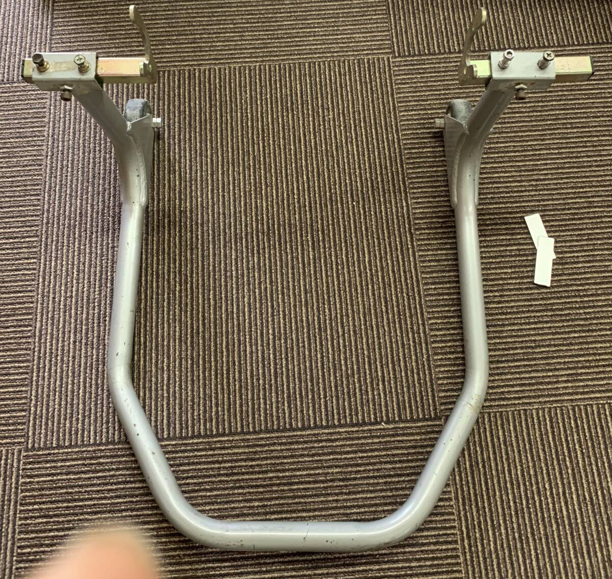 KAWASAKI リアスタンド 送料1400円出品者負担 品(スタンド)｜売買されたオークション情報、yahooの商品情報をアーカイブ公開 - オークファン スタンド