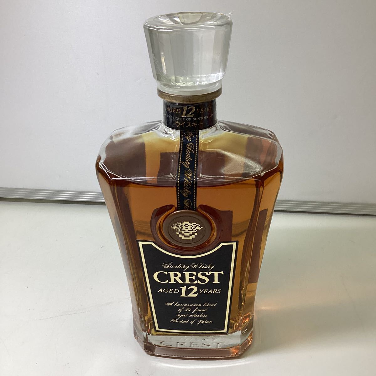 古酒 未開栓 SUNTORY WHISKY CREST AGED12YEARS サントリーウイスキー クレスト 700ml 43% サントリー クレスト CREST 750ml 700ml ☆1円～北海道限定発送古酒・未開栓