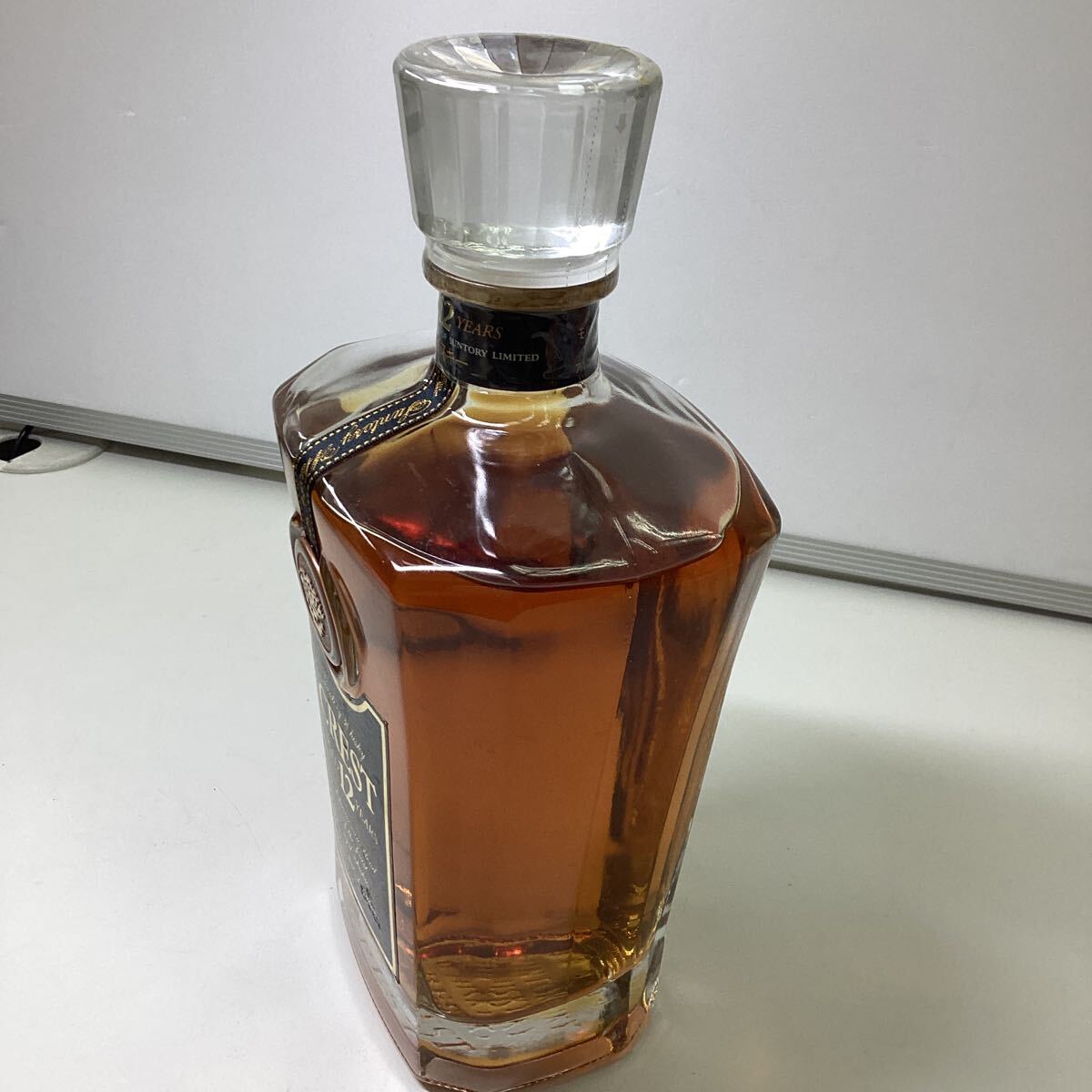 古酒 未開栓 SUNTORY WHISKY CREST AGED12YEARS サントリーウイスキー クレスト 700ml 43% サントリー クレスト CREST 750ml 700ml ☆1円～北海道限定発送古酒・未開栓