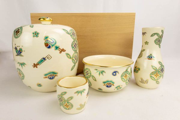T01-2258 茶道具 藤谷芳山 皆具 色絵七宝宝尽し お祝い 共箱あり 杓立
