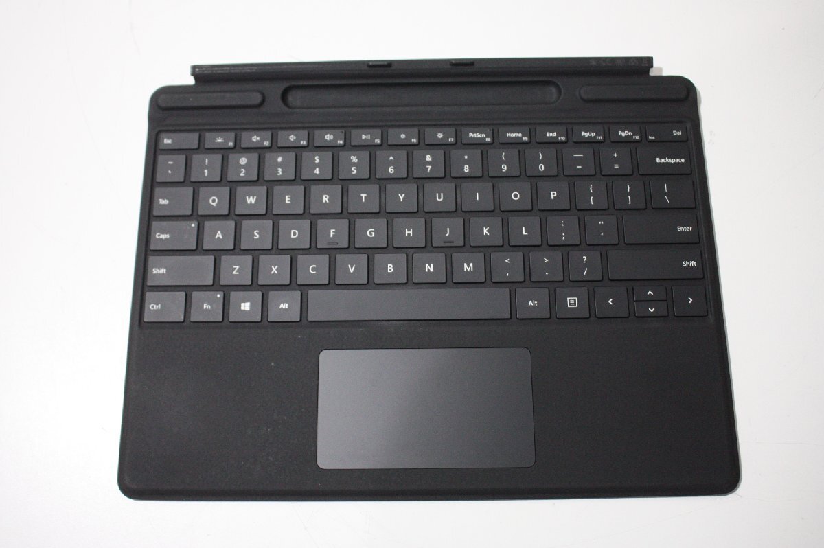 t*a様 【年末価格】Surface Pro6 12.3インチ 本体、キーボード surface