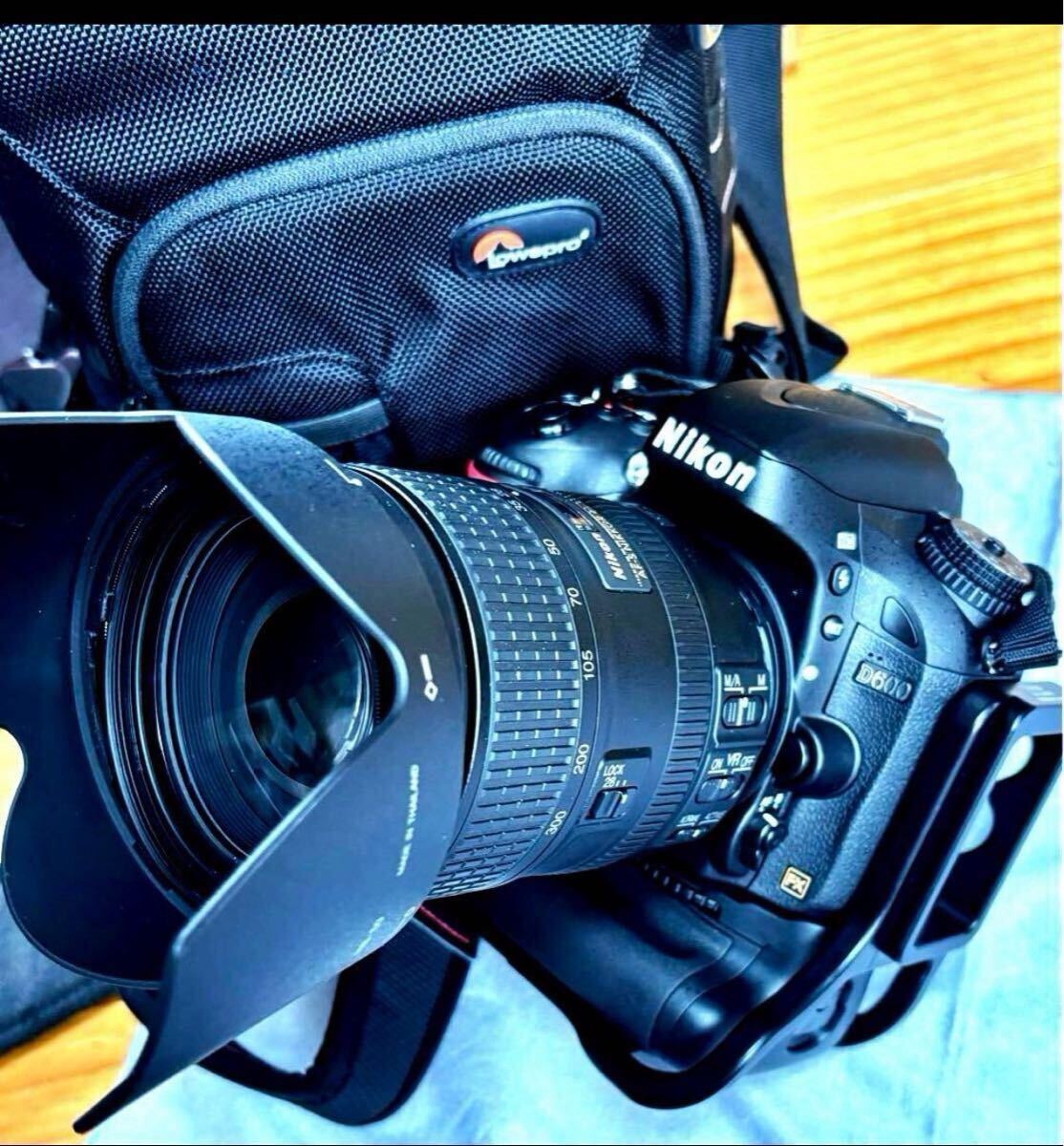 Nikon D600 L Z Nikon AF-S NIKKOR28-300ニコン 極上品 動作確認済み
