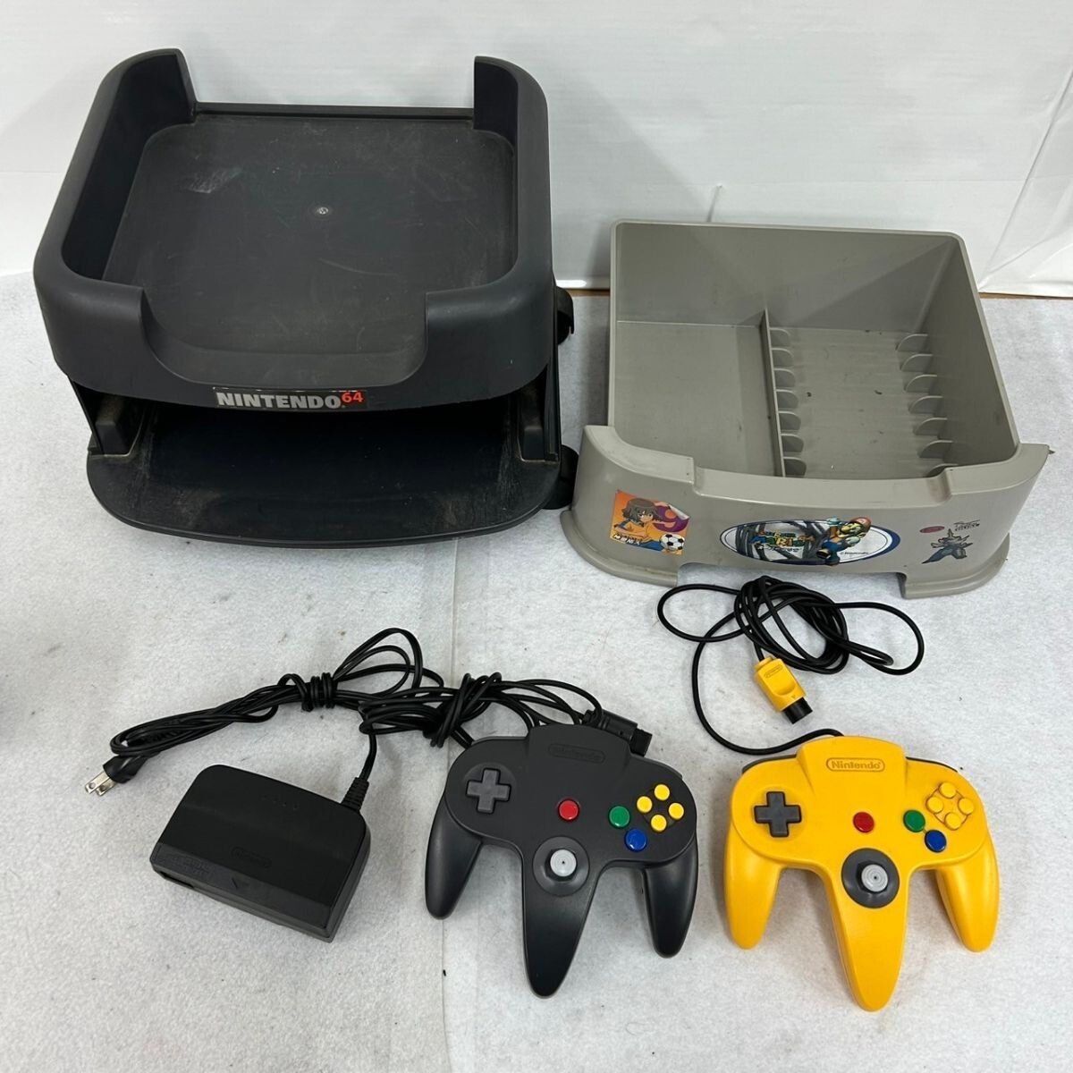 Q422-D1-1679 Nintendo ニンテンドー64 本体 NUS-001 ブラック