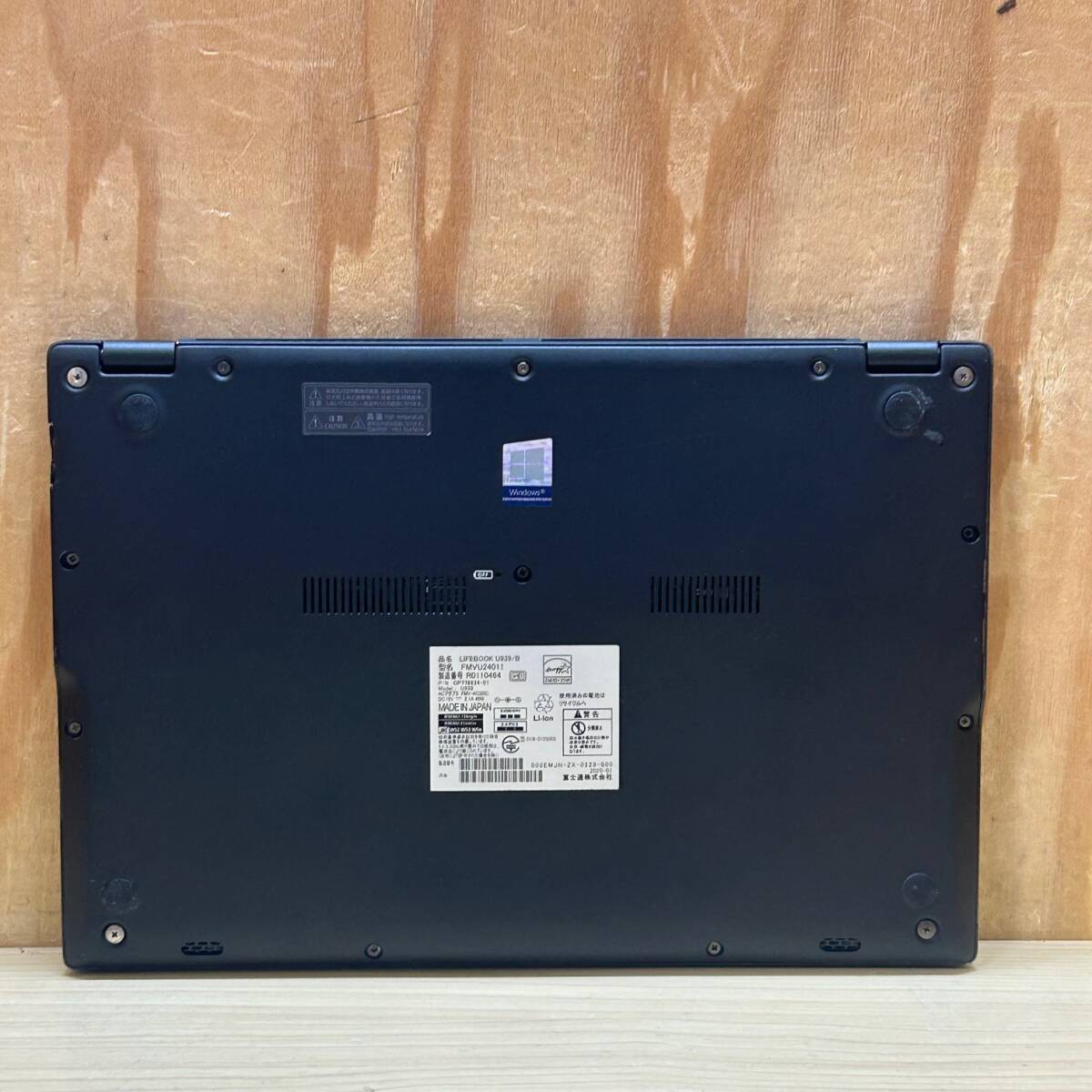 LIFEBOOK i5-8365Uを搭載の超軽量 U939、Core 極薄 超軽量◇LIFEBOOK
