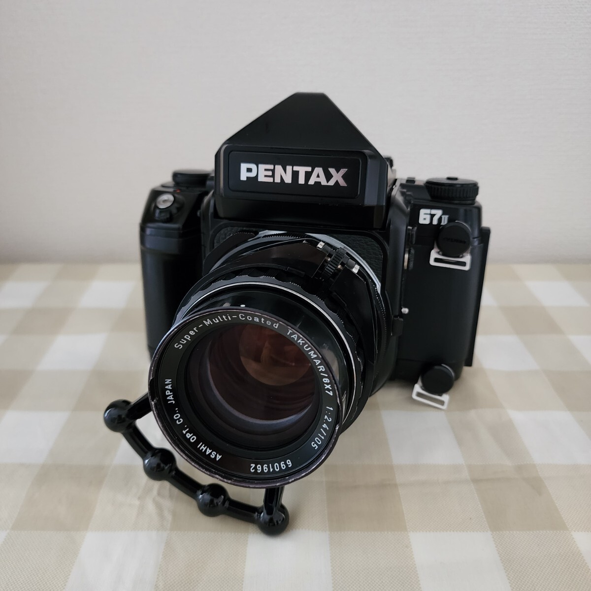 Pentax 105mm 0 Lens f2.4 Camera 67II | II with SMC Blue 6x7 Moon