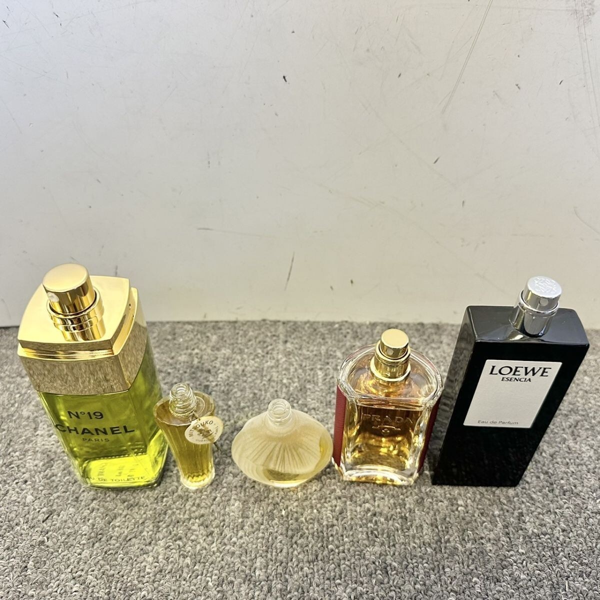 CHANEL シャネル No5 No19 おまとめ 香水 石鹸 口紅 CHANEL シャネル
