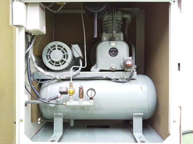 (1円スタート!) 日立 小形空気圧縮機 PB-1.5EA5 容量38L 50Hz ドライヤー(100V)併用 アワー4158h 三相200V 動作良好 A7156 日立 PB-1.5EA5 ベビコン 容量38L 小形空気圧縮機 1.5P-9.5VP5|通販・購入なら新興電機