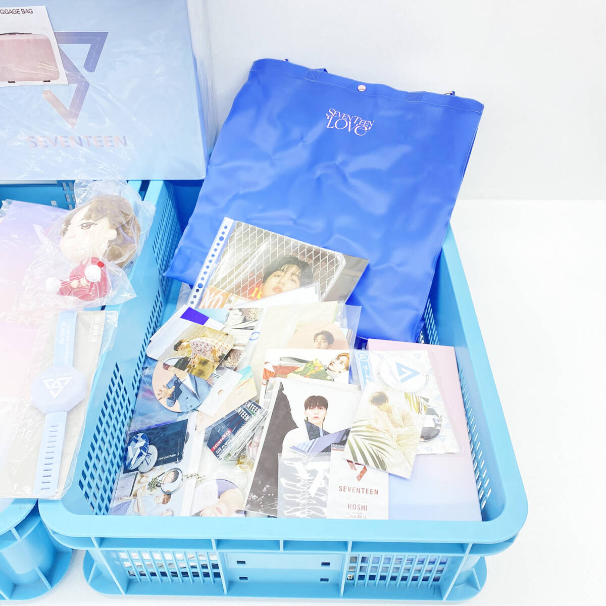 中古・訳あり品】SEVENTEEN ペンライト うちわ トレカ ポスター等 