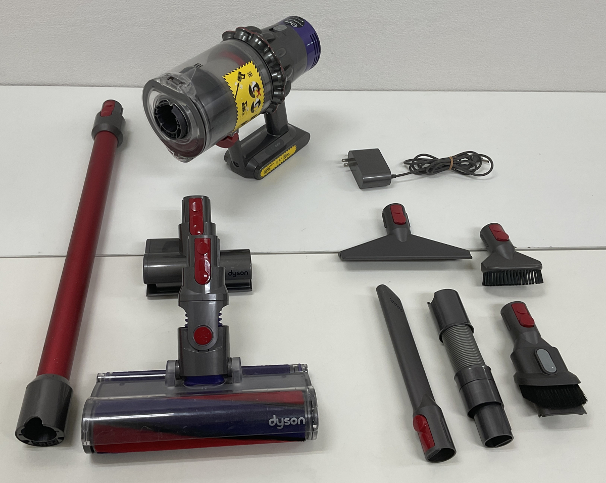 SV12 dyson 動作確認・簡易清掃済み コードレス S839中古品 B952中古品 