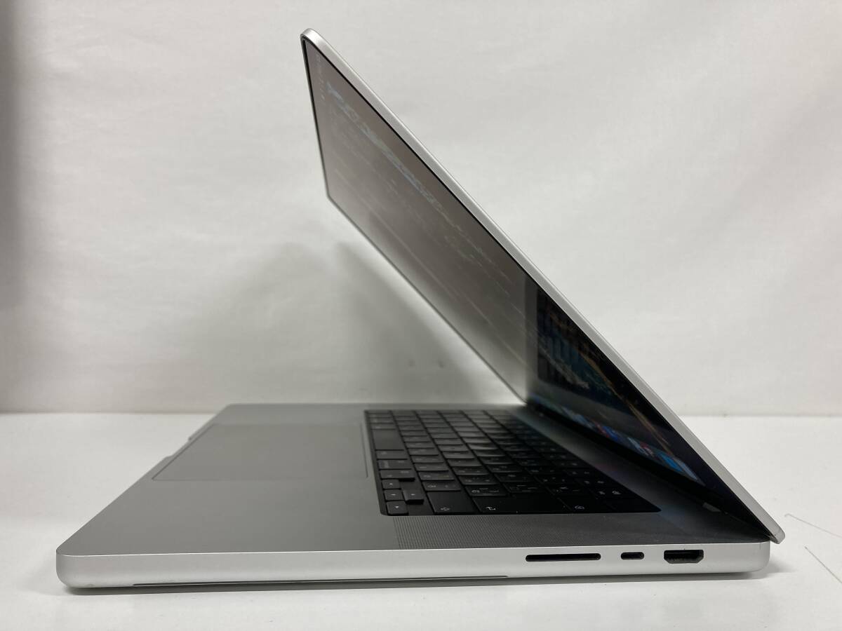 Apple Macbook Pro 2021、A2485 / Apple M1 Pro / 32GB / 512GB / 16 