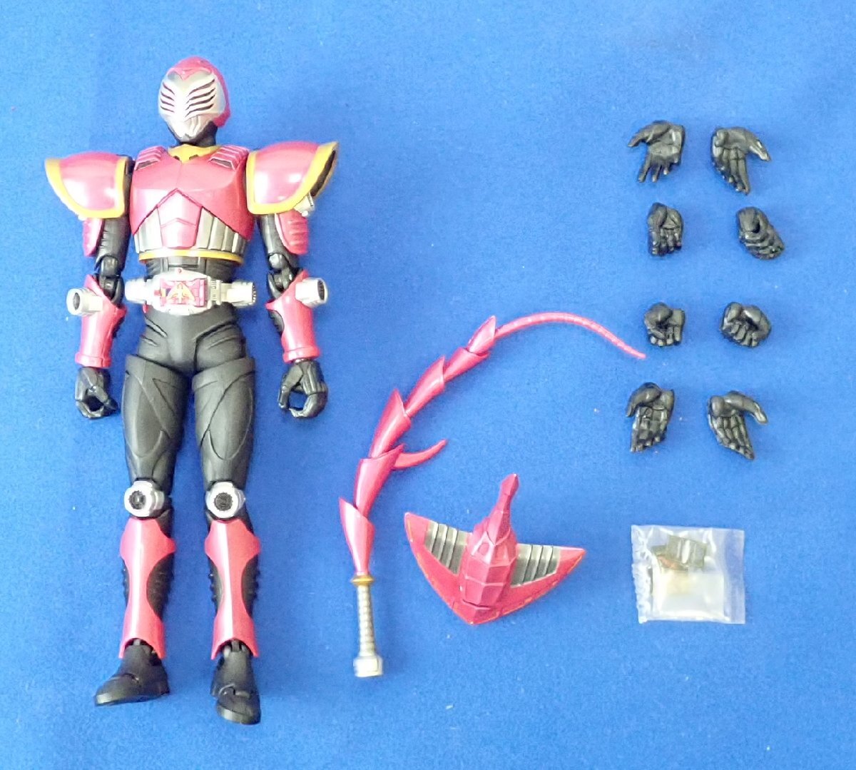 ◎ S.H.Figuarts S.H.フィギュアーツ 仮面ライダー龍騎 フィギュア 