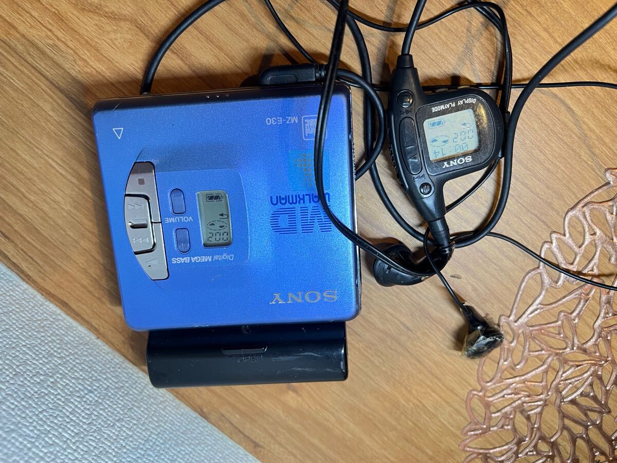 ★☆再生OK 　SONY MZ-E30 Walkman ポータブルMDプレーヤー　MADE IN JAPAN☆★