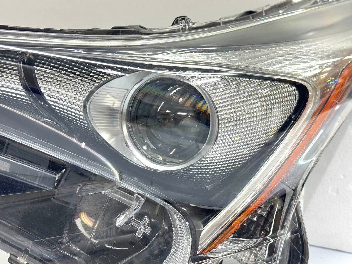 トヨタ プリウス ZVW50 前期 純正 左 LED ヘッドライト KOITO47-75