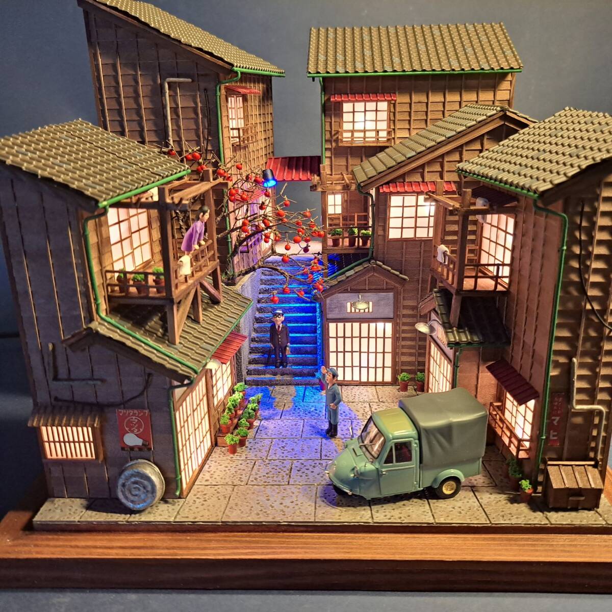 山本高樹の昭和ジオラマ 1/43 「柿の木横丁 電飾ジオラマ」アクリル