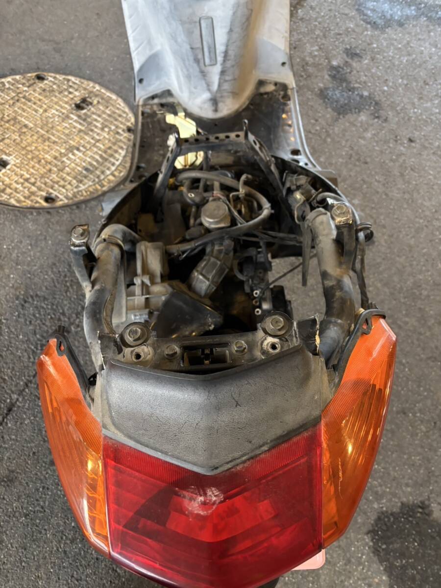 シグナスx 1型 SE12J 部品取り　不動ジャンク　2型ステムついてます　引き取り限定_7