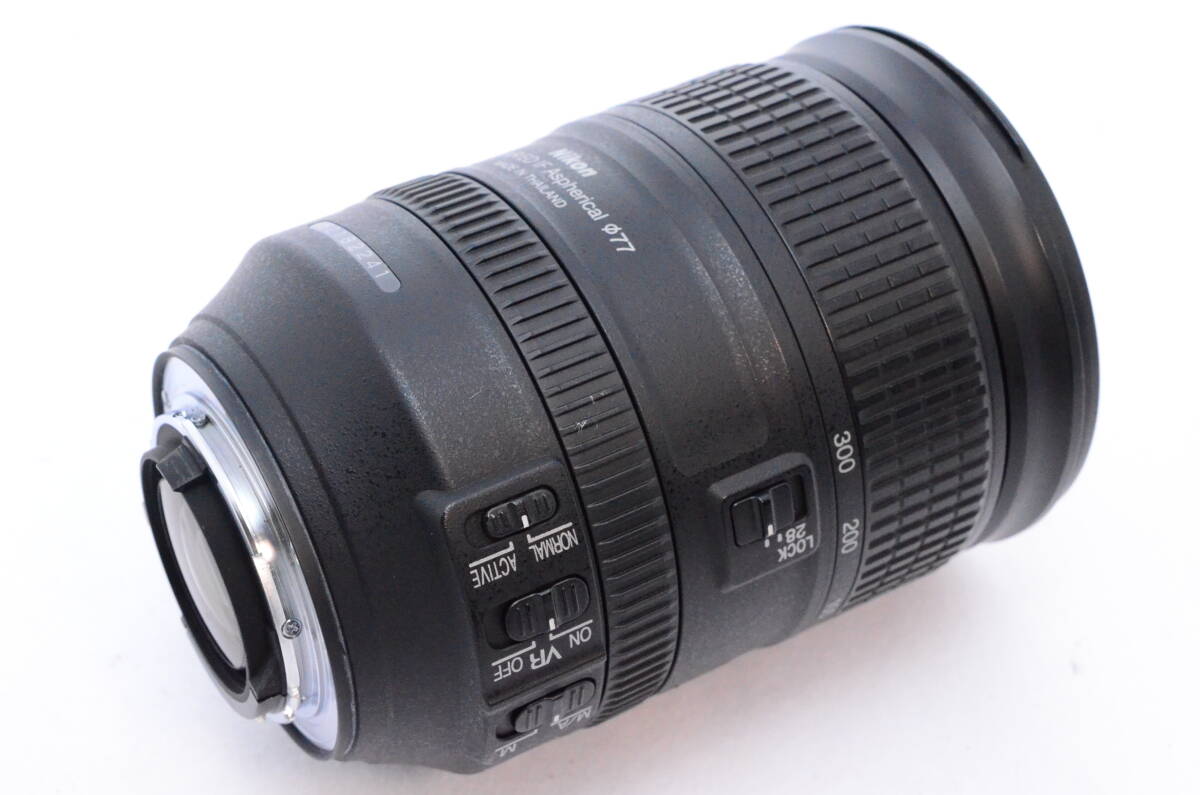 人気 美品 Nikon ニコン AF-S 28-300mm F3.5-5.6 G ED VR ズームレンズ フード ソフトケース_8