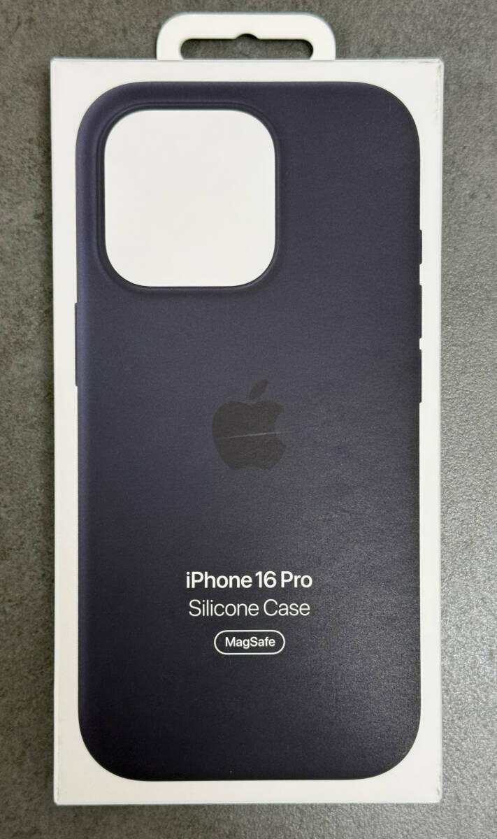 Apple 純正 MagSafe対応 iPhone 16 Pro シリコーンケース ブラック_4