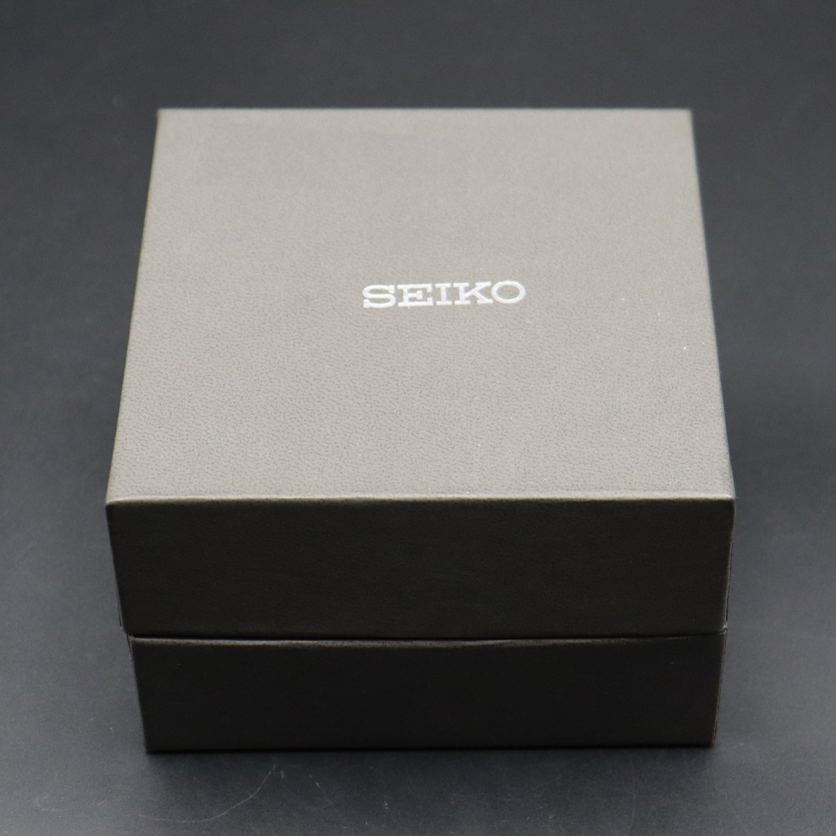 良品 限定品 SEIKO セイコー プロスペックス PADIコラボ ダイバー 200M防水 V157-0BT0 ソーラー ネイビー 波マーク デイト 箱付 メンズ_9
