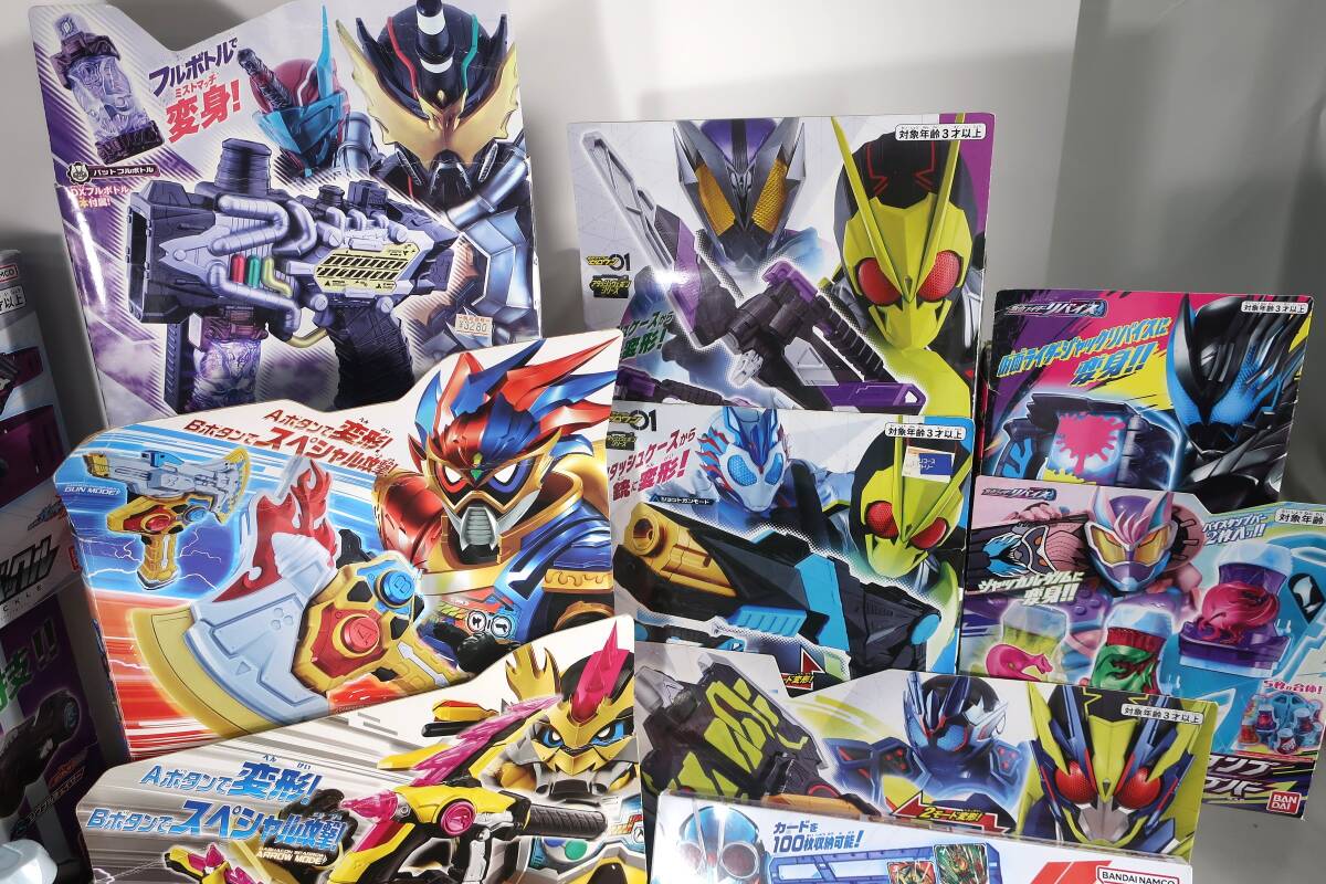 3378 ジャンク 仮面ライダー おもちゃ まとめ ゼロワン リバイス ギーツ ガッチャード ビルド ドライブ レイズバックル バイスタンプ 装動_3